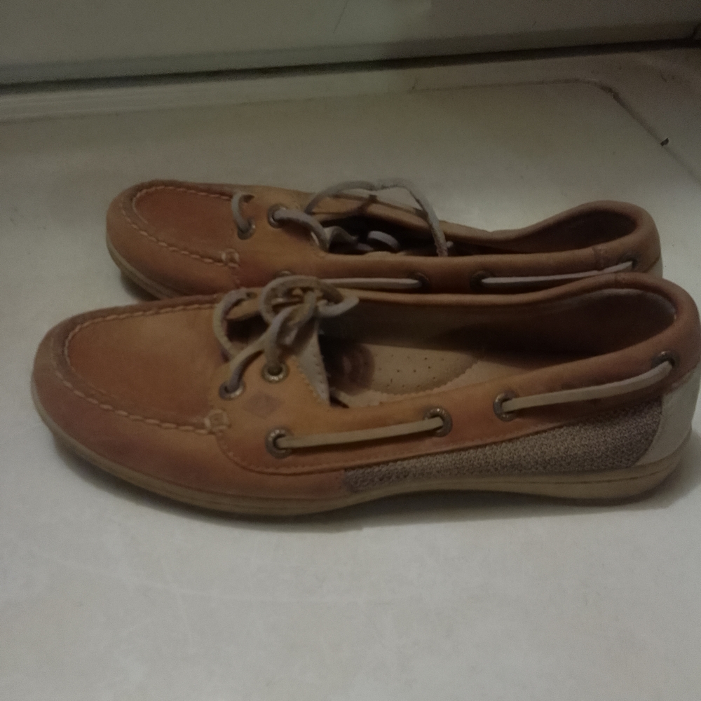 Sperry Tan Boat Shoes Moccasin Style